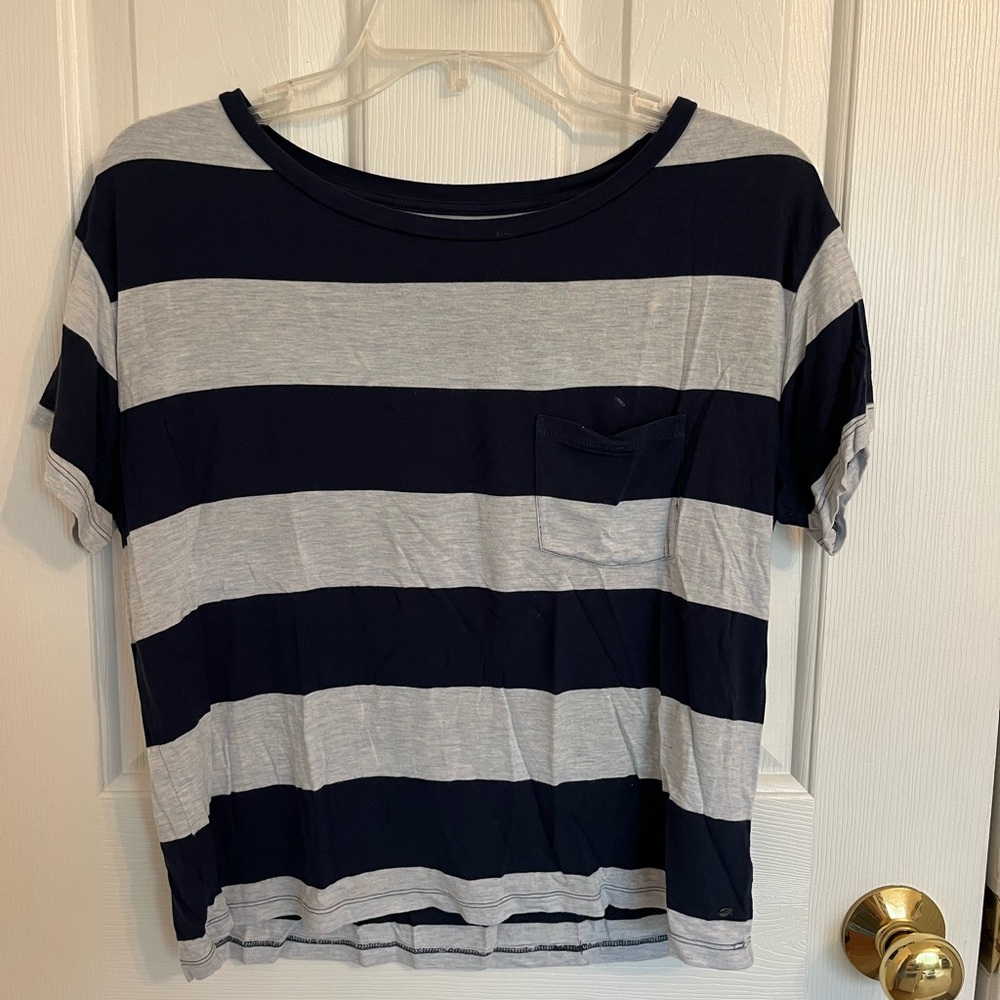 Blue and grey stripped tee shirt
